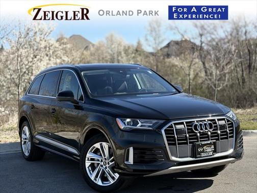 2023 Audi Q7 55 Premium Plus