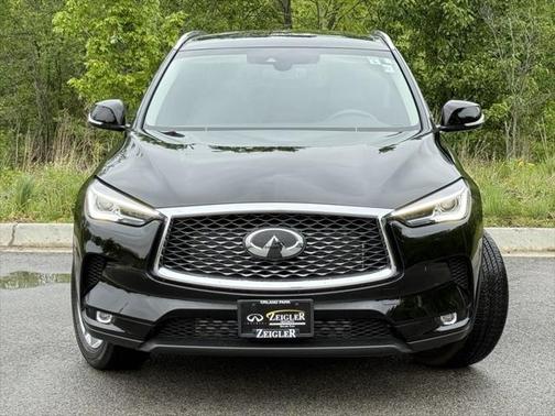 2022 INFINITI QX50 LUXE AWD