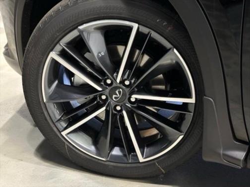 2025 INFINITI QX55 LUXE