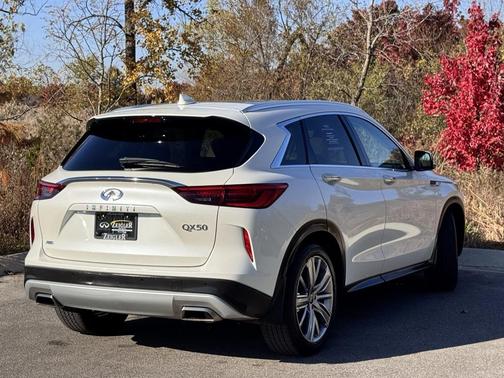 2022 INFINITI QX50 SENSORY AWD