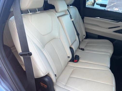 2022 INFINITI QX60 SENSORY