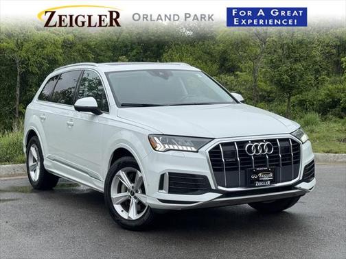 2024 Audi Q7 45 Premium Plus