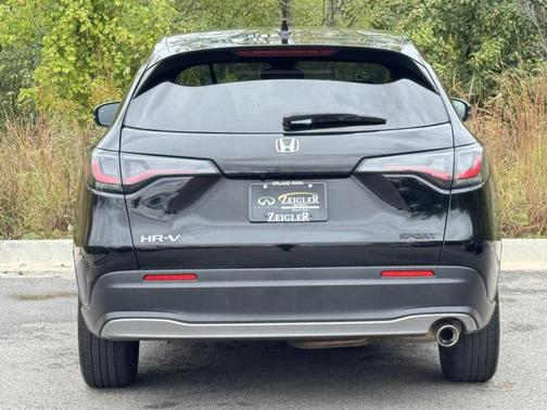2023 Honda HR-V 2WD Sport