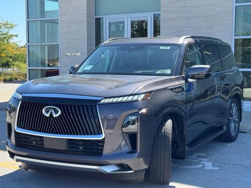 2026 INFINITI QX80 Luxe