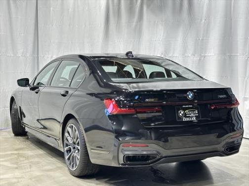 2022 BMW 750 i xDrive
