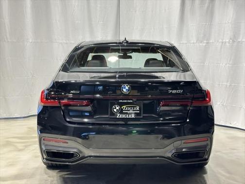 2022 BMW 750 i xDrive