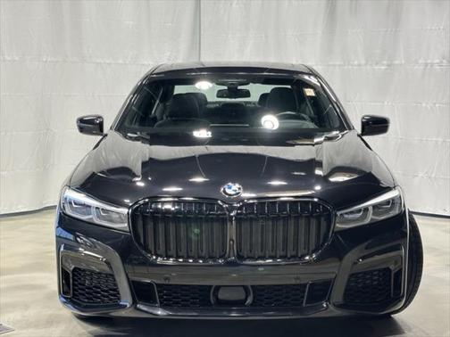 2022 BMW 750 i xDrive