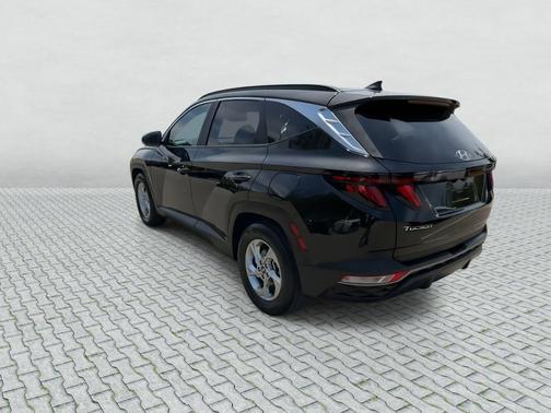 Black Pearl 2024 Hyundai TUCSON SEL