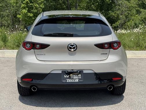 2022 Mazda Mazda3 FWD w/Preferred Package