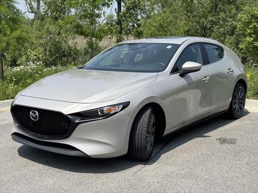 2022 Mazda Mazda3 FWD w/Preferred Package