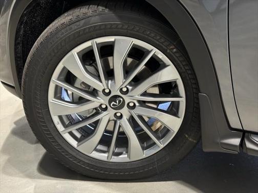 2024 INFINITI QX50 LUXE AWD