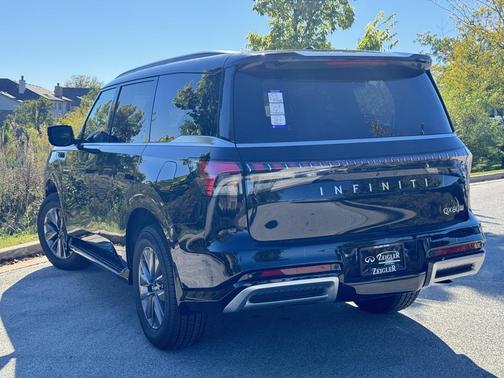2026 INFINITI QX80 PURE AWD