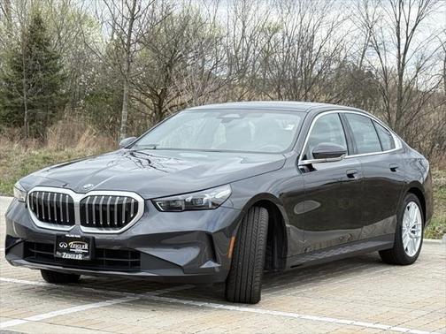 2024 BMW 530 i xDrive