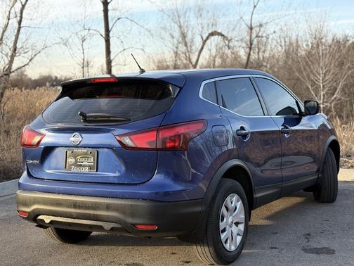 2018 Nissan Rogue Sport S