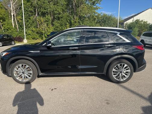 2024 INFINITI QX50 LUXE