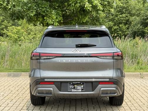 2022 INFINITI QX60 Luxe