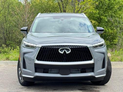 Gray 2027 INFINITI QX60 LUXE AWD