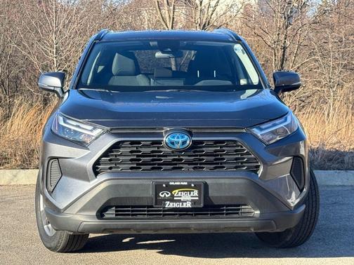 2024 Toyota RAV4 Hybrid LE