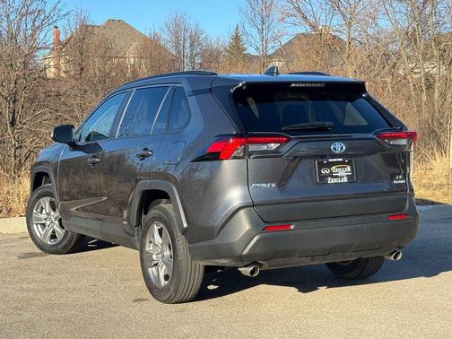 2024 Toyota RAV4 Hybrid LE