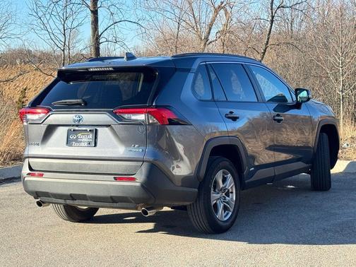 2024 Toyota RAV4 Hybrid LE