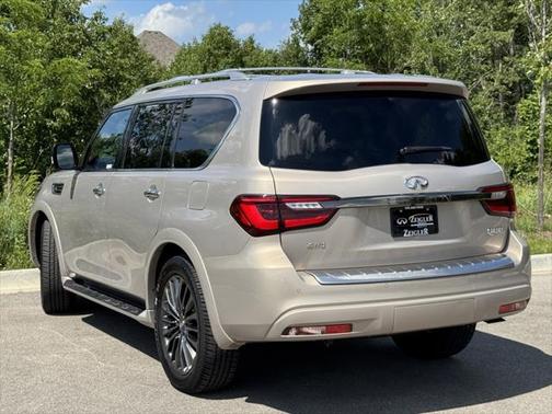 2024 INFINITI QX80 SENSORY AWD