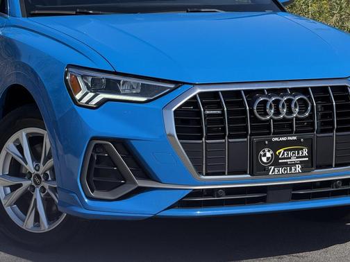 2023 Audi Q3 Premium 45 TFSI S line quattro Tiptronic