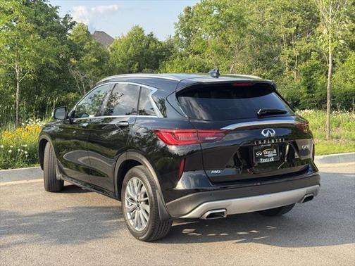 2023 INFINITI QX50 LUXE AWD