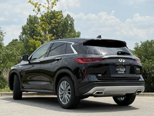 2025 INFINITI QX50 Pure AWD