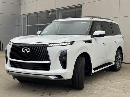 2026 INFINITI QX80 Luxe