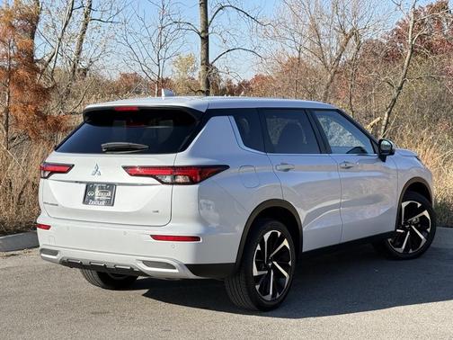 2024 Mitsubishi Outlander SE 2.5 2WD