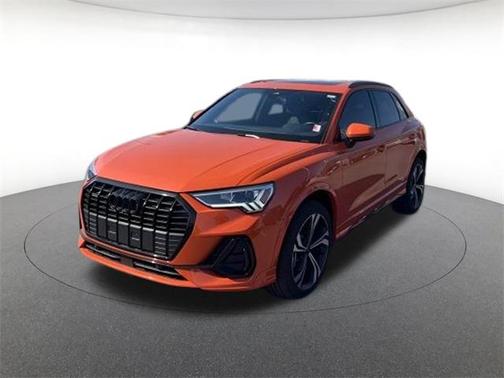 2024 Audi Q3 45 S line Premium