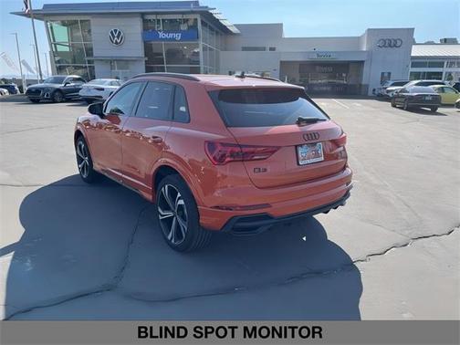 2024 Audi Q3 45 S line Premium