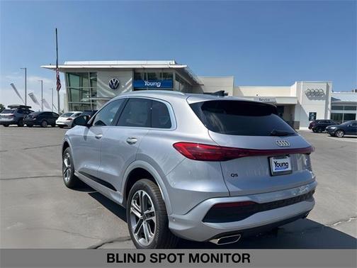 2025 Audi Q5 2.0T quattro Premium