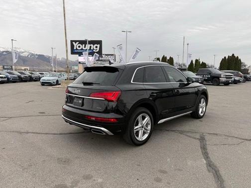 2025 Audi Q5 55 S line quattro Premium