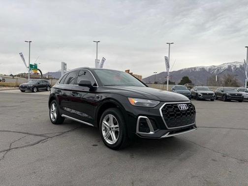 2025 Audi Q5 55 S line quattro Premium