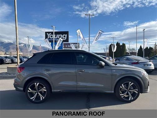 2023 Audi Q3 45 S line Premium