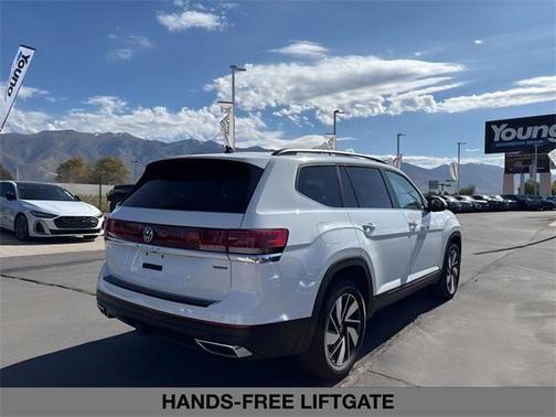 2025 Volkswagen Atlas 2.0T SE