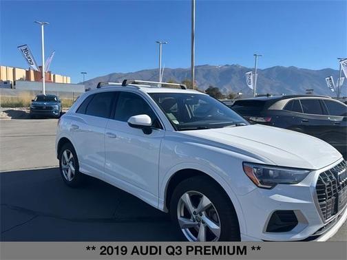 2019 Audi Q3 2.0T Premium Plus