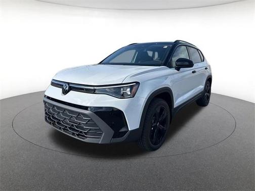 2025 Volkswagen Taos 1.5T SE Black