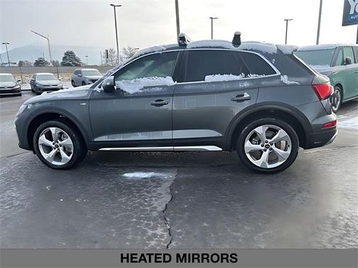 2023 Audi Q5 45 S line quattro Premium