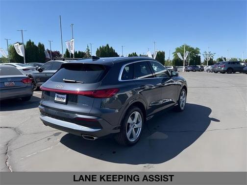 2025 Audi Q5 2.0T quattro Premium