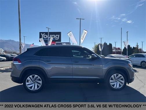 2022 Volkswagen Atlas Cross Sport 3.6L V6 SE w/Technology