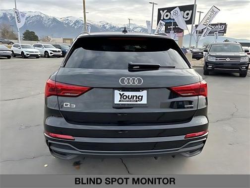 2025 Audi Q3 45 S line Premium