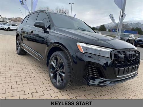 2025 Audi Q7 55 Premium Plus