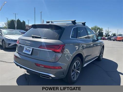 2023 Audi Q5 45 S line quattro Premium