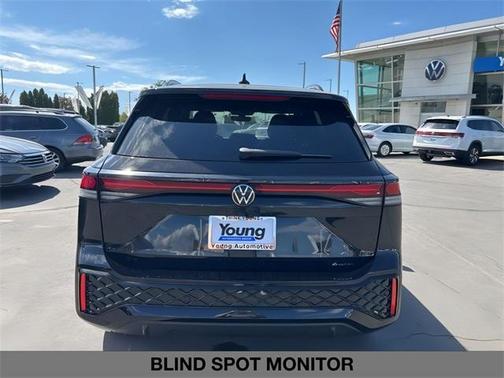 2025 Volkswagen Tiguan 2.0T SE R-Line Black