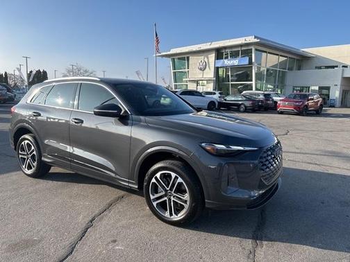 2025 Audi Q5 2.0T quattro Premium