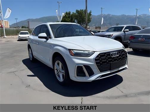 2022 Audi Q5 e 55 S line quattro Premium