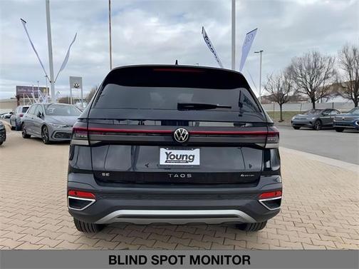 2025 Volkswagen Taos 1.5T SE