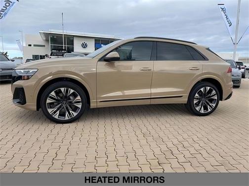 2025 Audi Q8 55 Premium